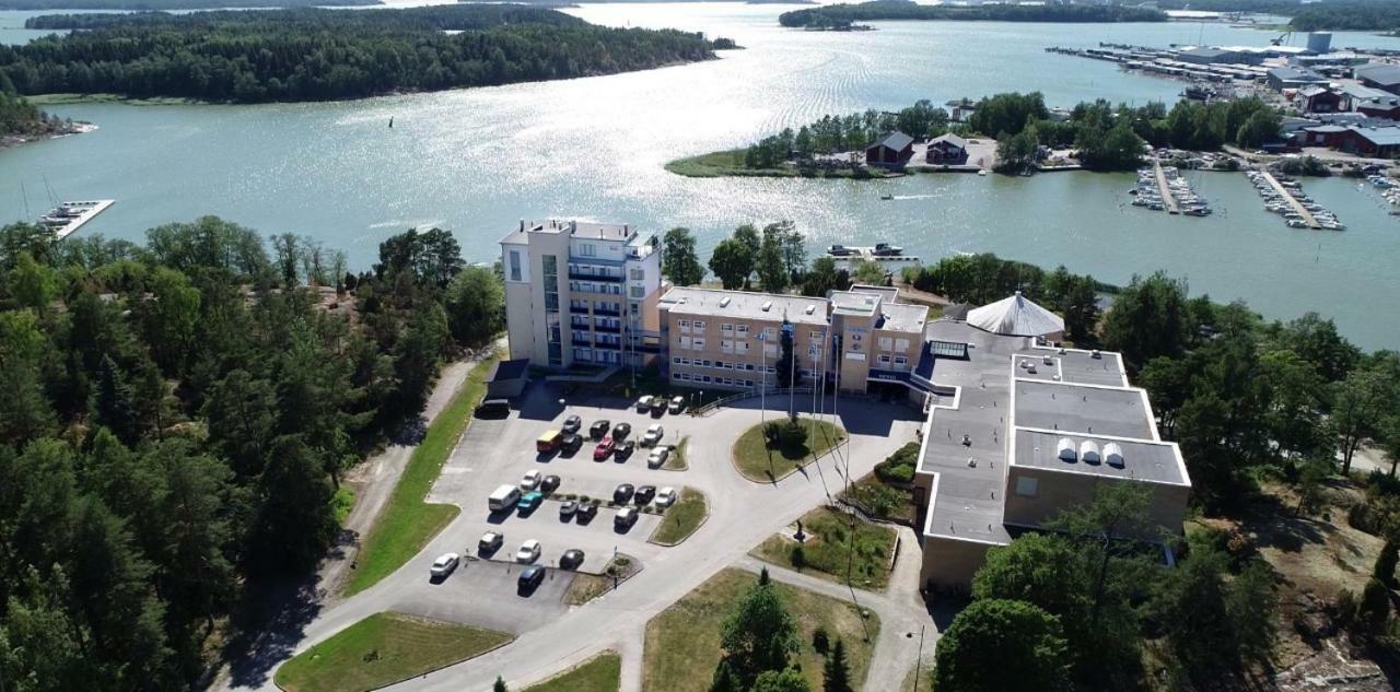 Finlandia Hotel Aquarius Nystad Exteriör bild
